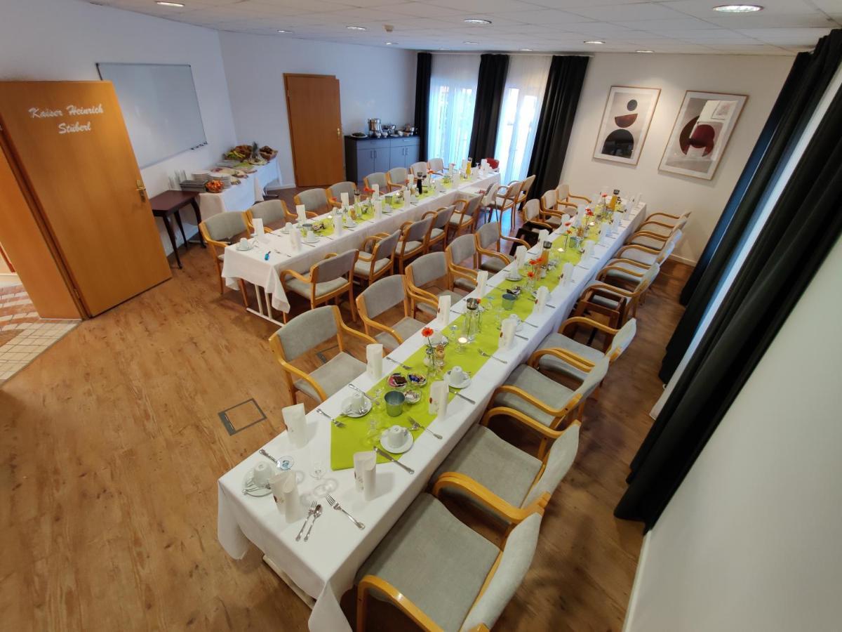 Hotel-Cafe Rathaus Bad Abbach Zewnętrze zdjęcie